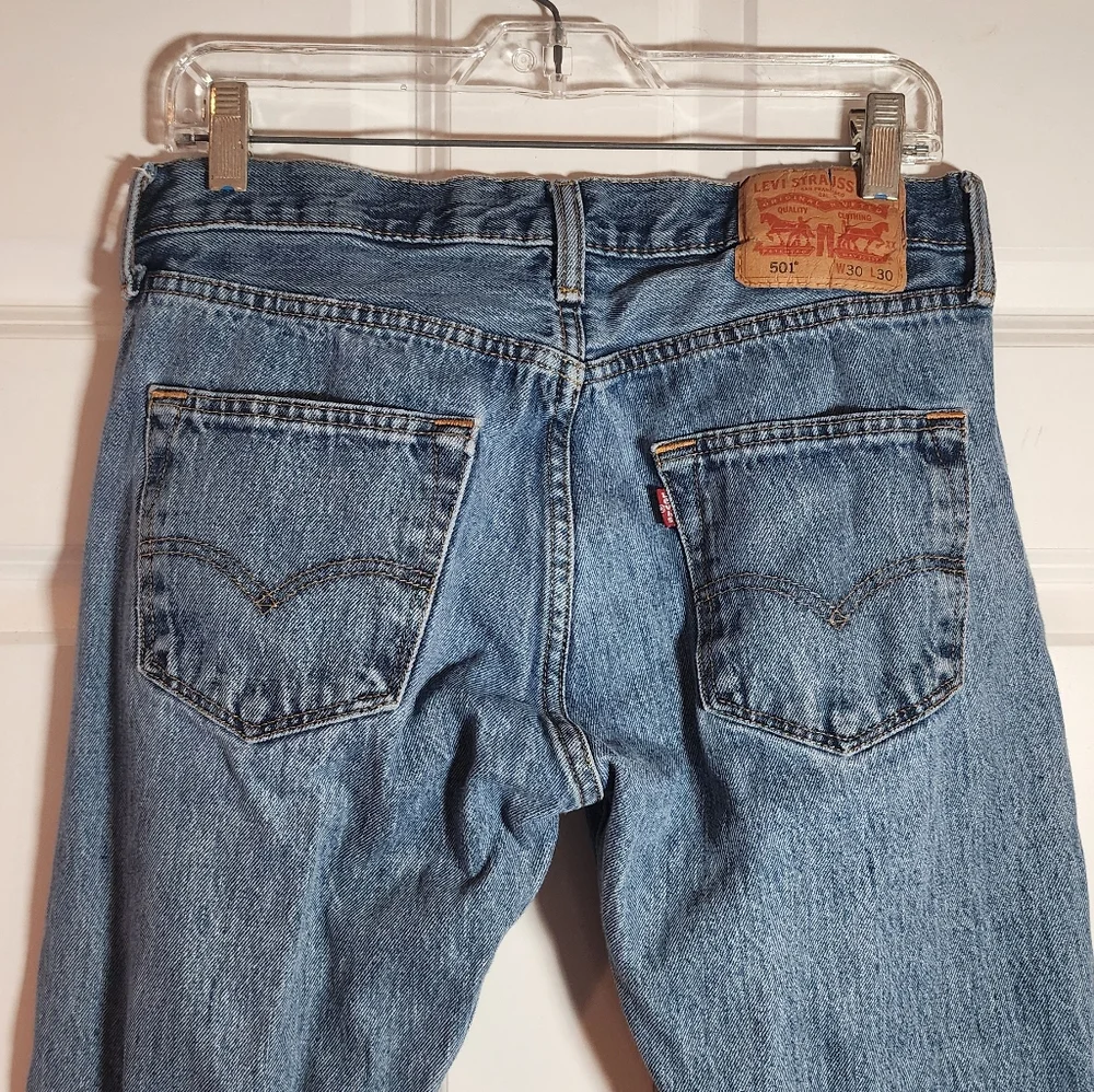 Levis 501 Classic Men's Blue Denim Jeans 30 X 30 Minor Flaw